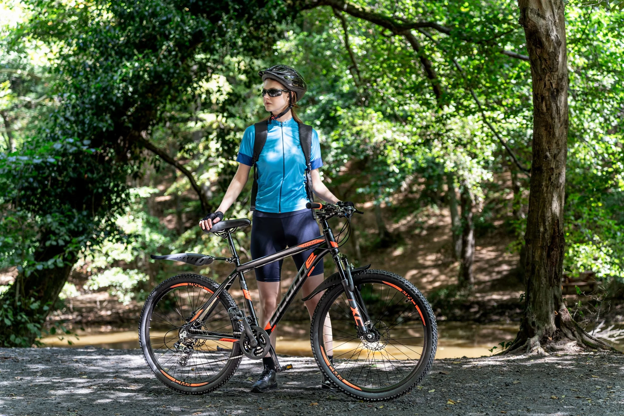 Licorne Bike Effect VTT 21 vitesses frein à disque aluminium