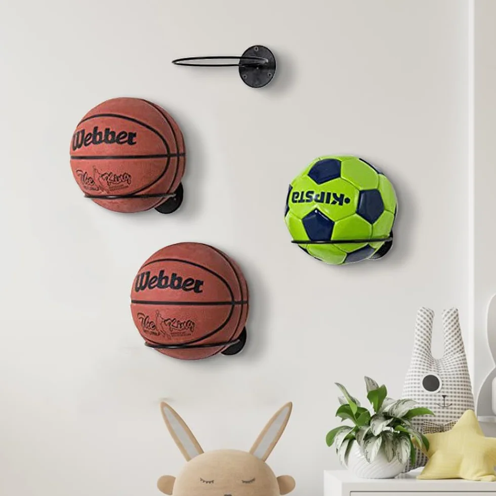 Support Ballon Mural Métal 4 Pièces Rack à Billes avec Vis Basket Football Rugby Volleyball (Noir)