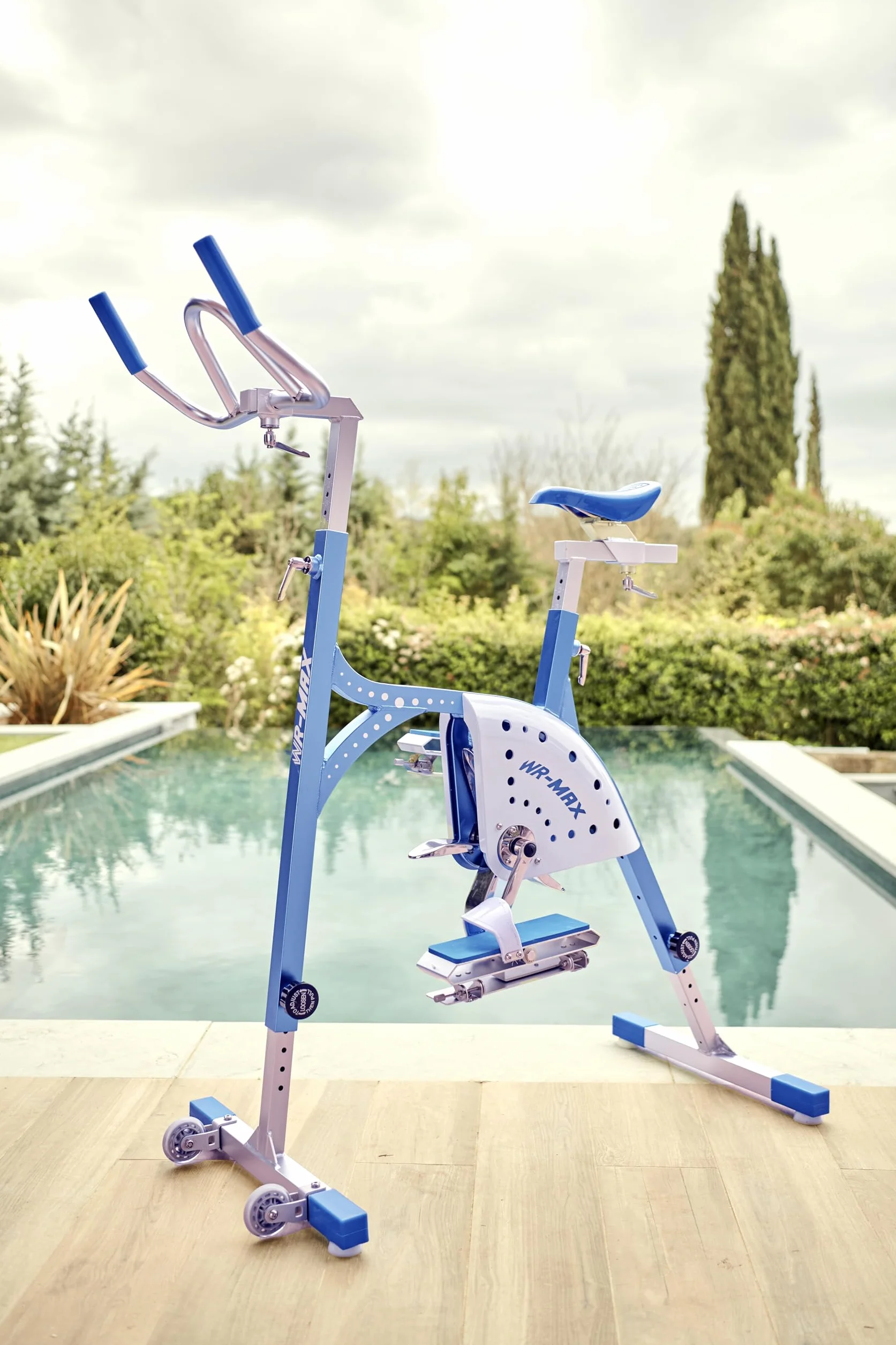 Waterflex Aquabike Aluminium WR Max WX-WRMAX1 - Vélo de Piscine Athléthique - Résistance Hydraulique - Effet Drait - Ergonomie Adaptative - Prof. 1,1-1,6m Bleu, Léger