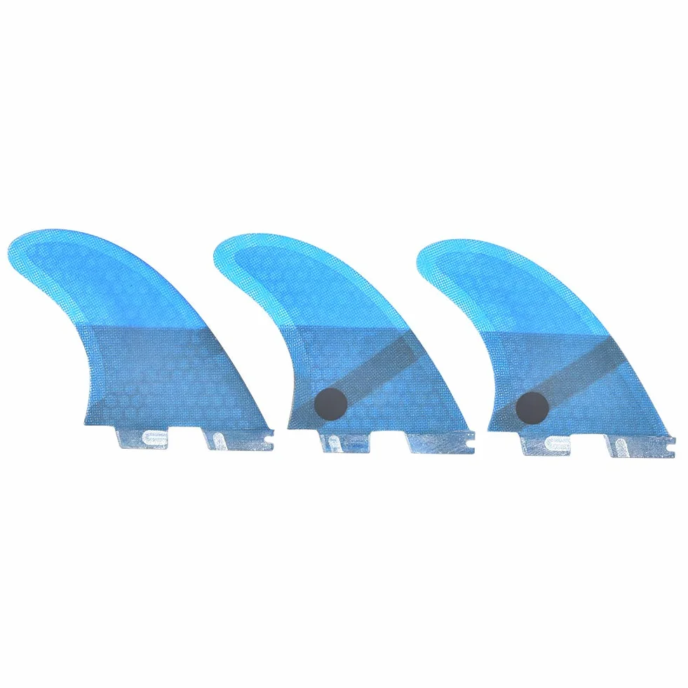 3 ailerons de surf lisses, ailerons arrière légers en fibre de verre, élégants et pratiques, bleus, pour planche de surf et paddleboard. Accessoire de surf flexible et stable.