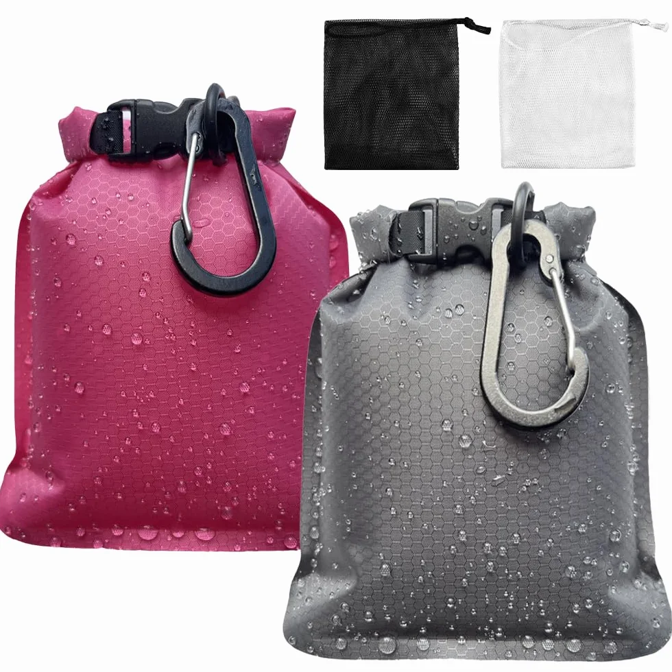 Sac à Savon de Voyage Imperméable 17 x 13 cm avec 2 Sacs à Mousse et 2 Mousquetons pour Camping, Extérieur