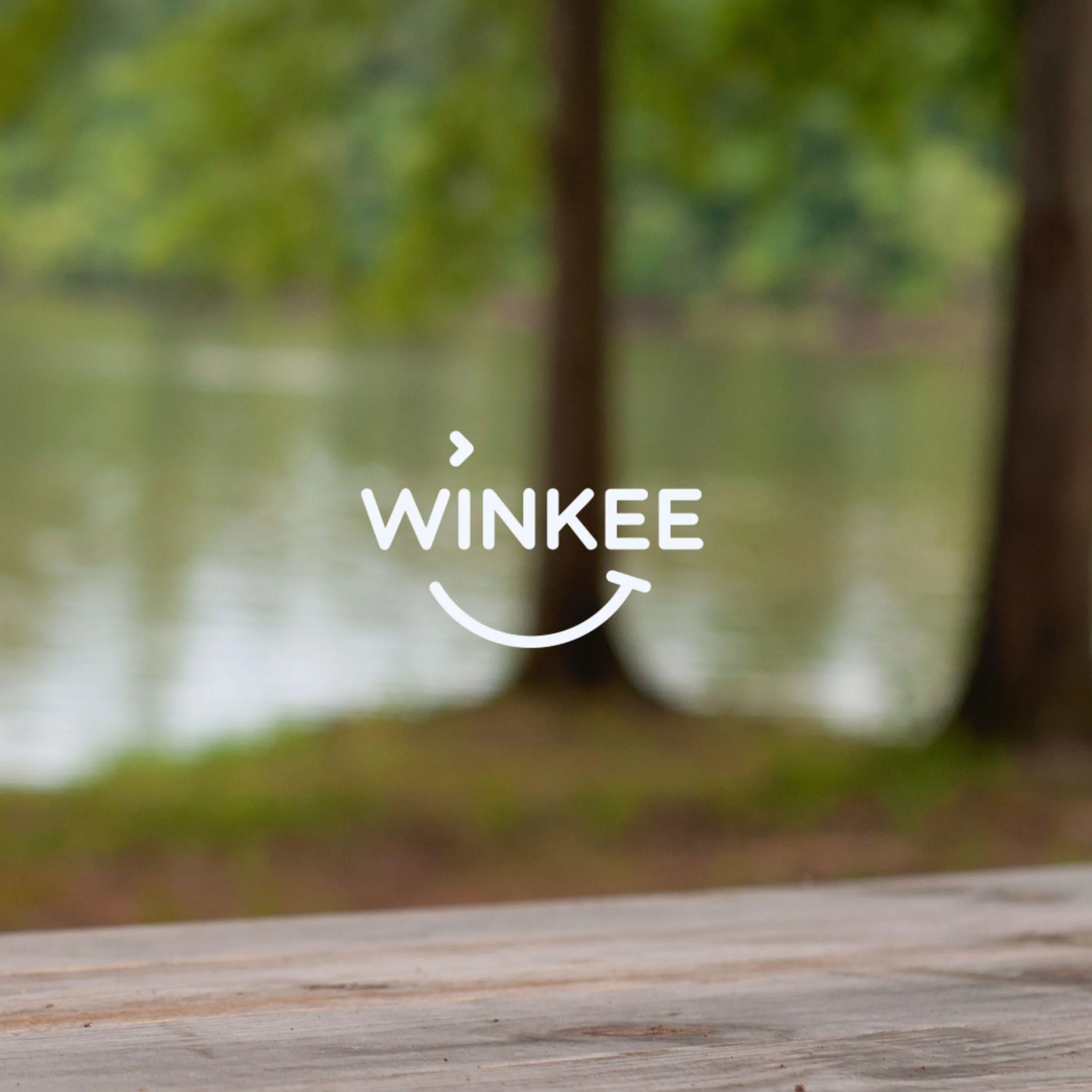 Winkee Chaton pour vélo avec Casque Adorable Bike Kitty hélice Mascotte de vélo en Caoutchouc Décoration vélo Chat