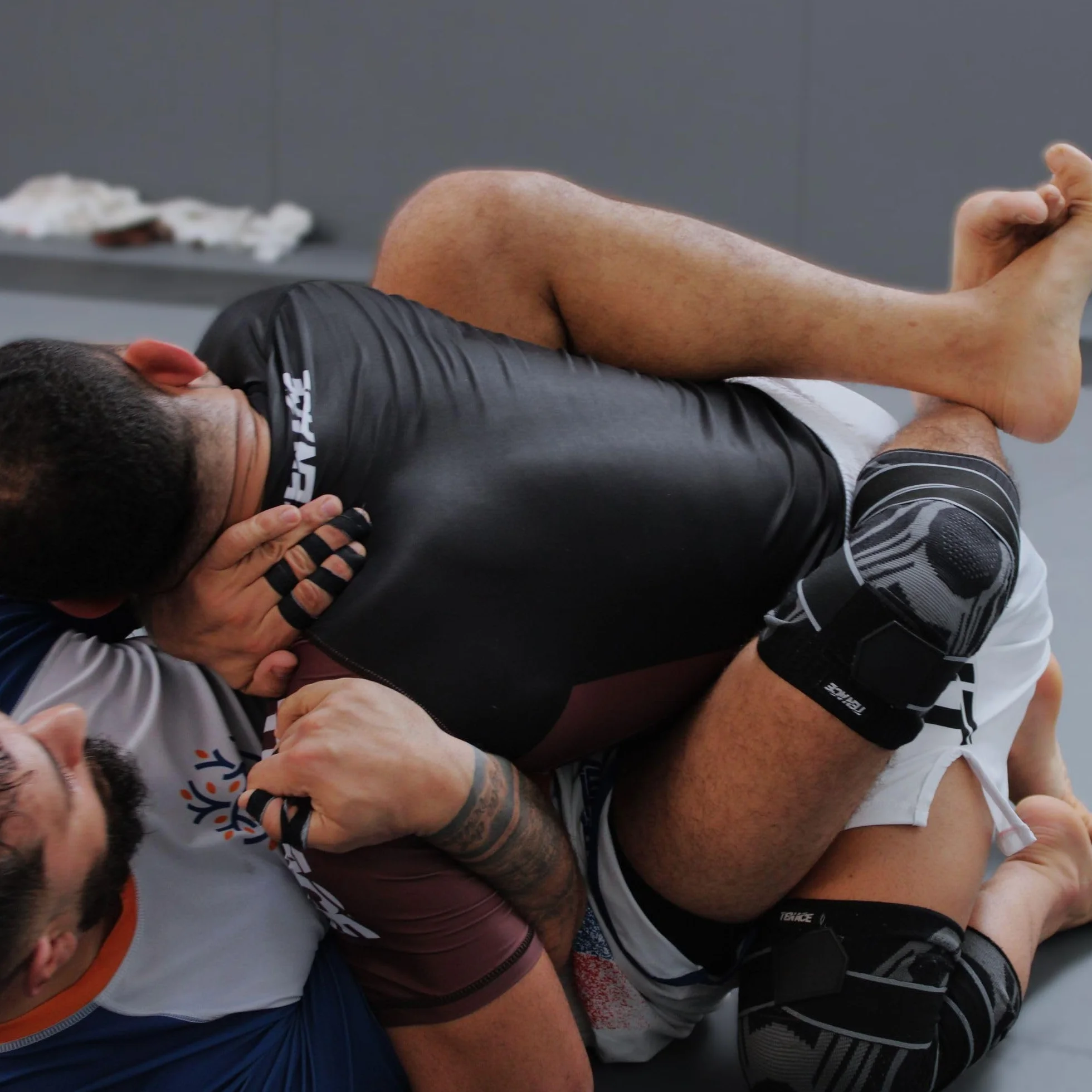 Tenace Genouillère Jiu Jitsu Grappling Protection Compression Rembourrage MMA JJB Muay Thai Judo Noir XL