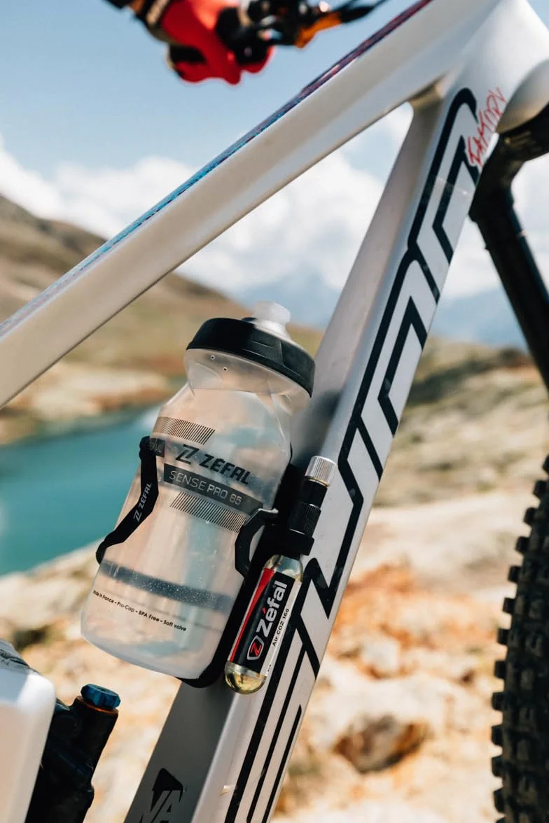 ZEFAL Pulse Z2i Porte-bidon Introduction Latérale Support CO2 Mixte Noir