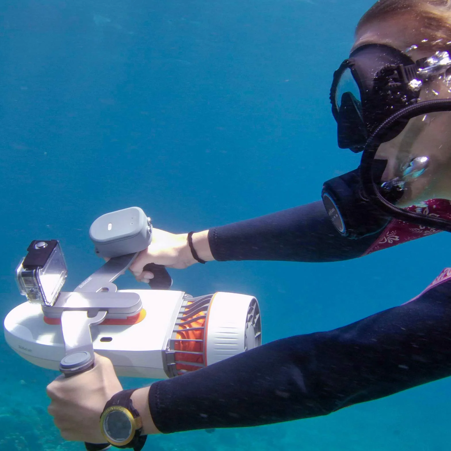 Sublue Whiteshark Tini Scooter sous-Marin avec Supports Smartphone et Caméra pour Plongée