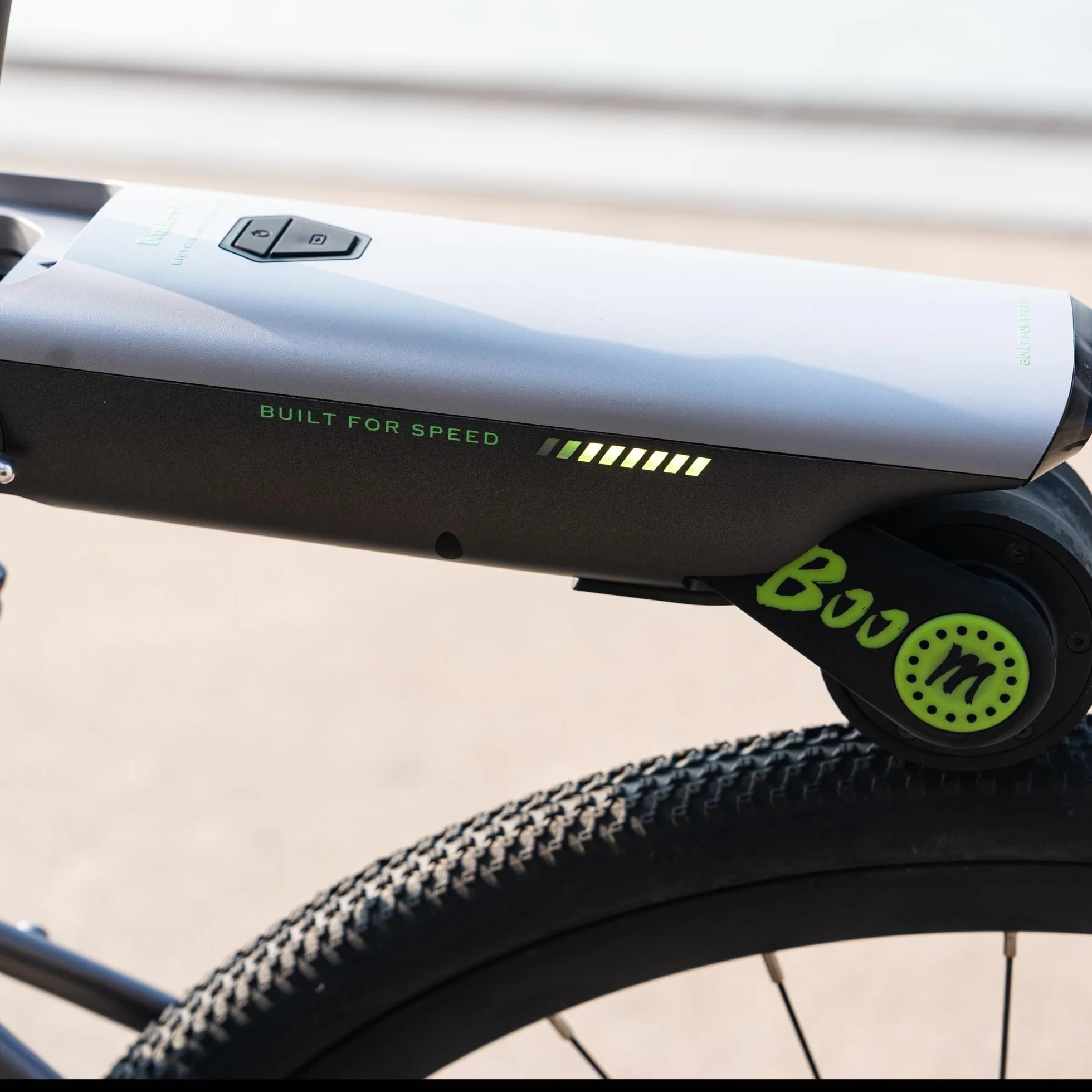 Kit Assistance Électrique Vélo 200W 18V Batterie Lithium 50 km Compatible VTT Route Certifié CE