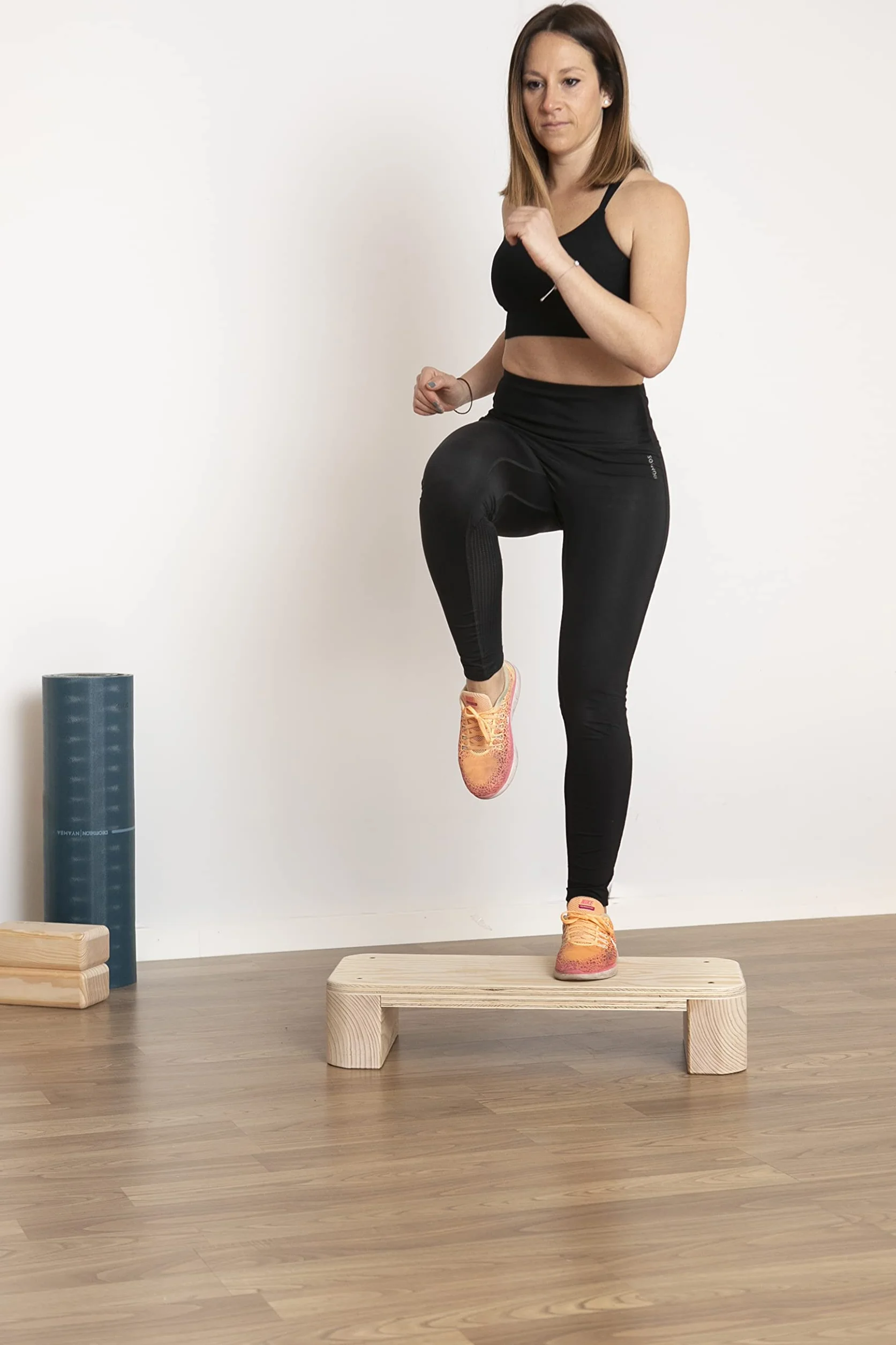 Step d'exercice en bois 68 x 29 x 14 cm 150 kg