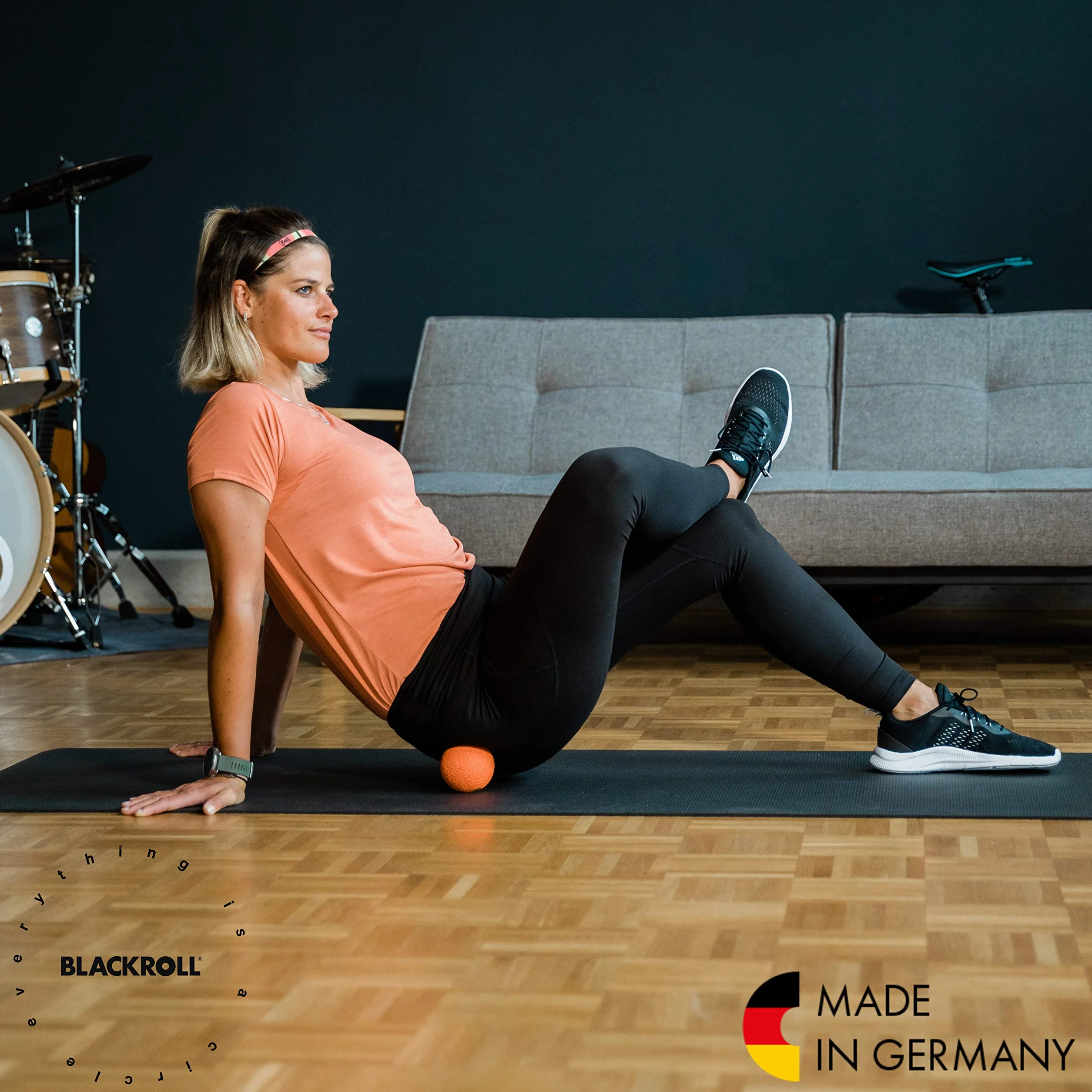 BLACKROLL® Faszienball balle de fascia pour automassage ciblé, balle de massage dureté moyenne fabriqué en Allemagne
