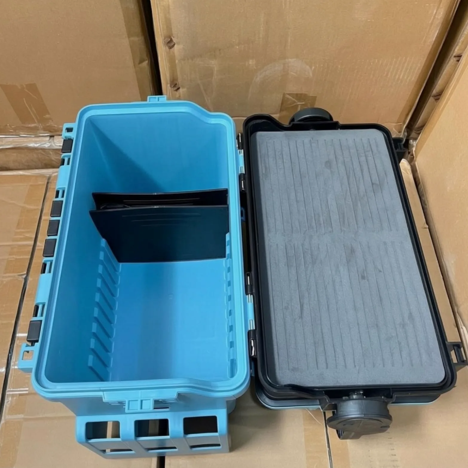 MERIGLARE Boîte à Appâts Boîte de Pêche Coffre de Rangement Boîte à Leurres Mallette Portable Compartiments Multiples Casier pour Leurres Lignes Outils, Rose, Grand