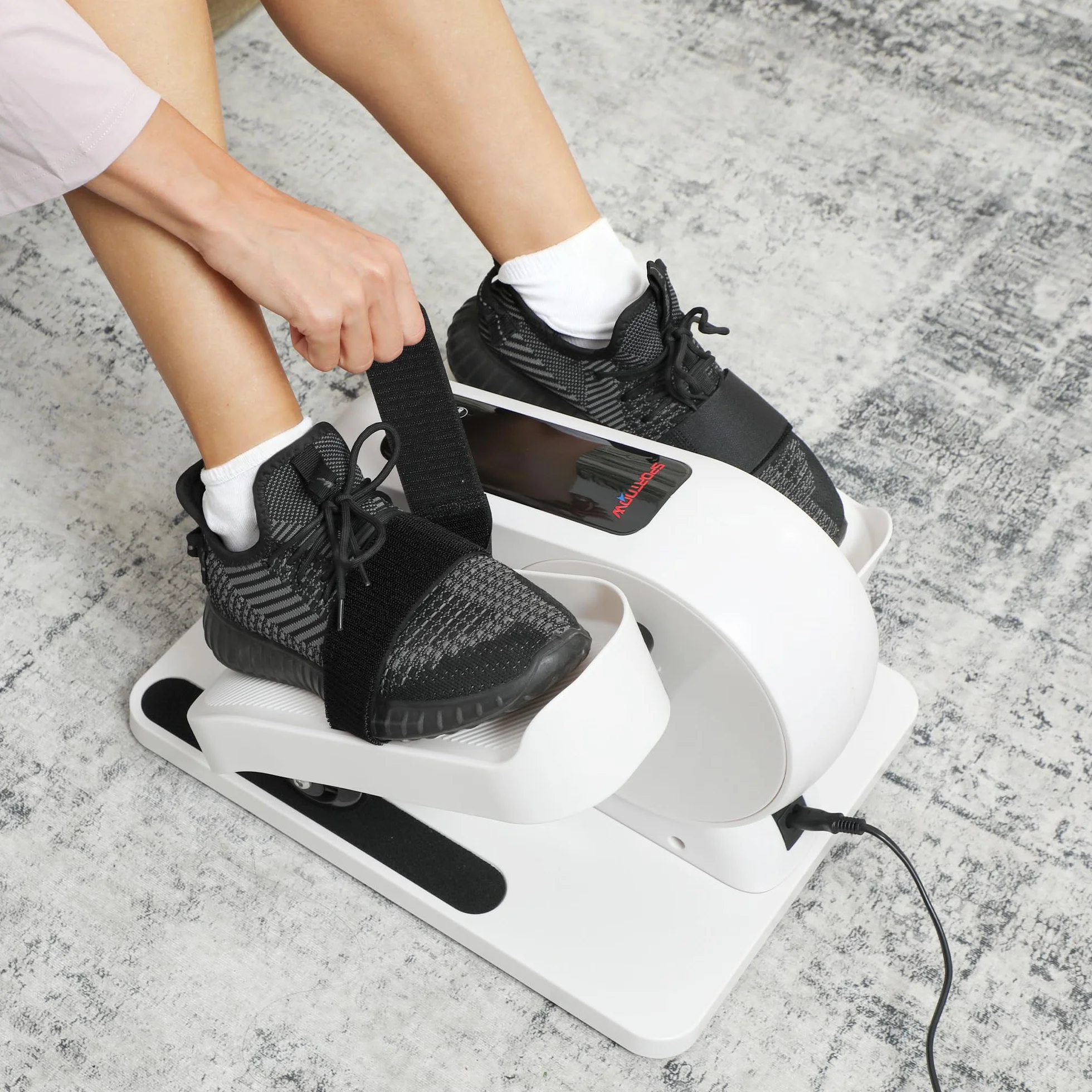 SPORTNOW Mini vélo elliptique électrique assis avec écran LED, télécommande et 12 vitesses réglables, Blanc