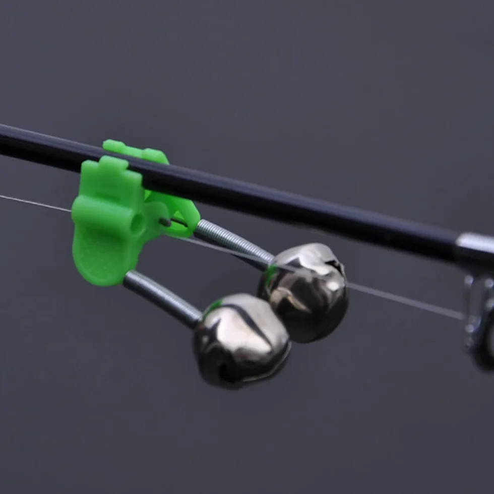 Clochette de Peche, 10 Pcs Alarme de Pêche, Cloche D'alarme de Pêche pour la Pêche en Mer Cannes à Pêche en Plein Air Accessoires de Pêche, Métal(Ton Vert et Argent)