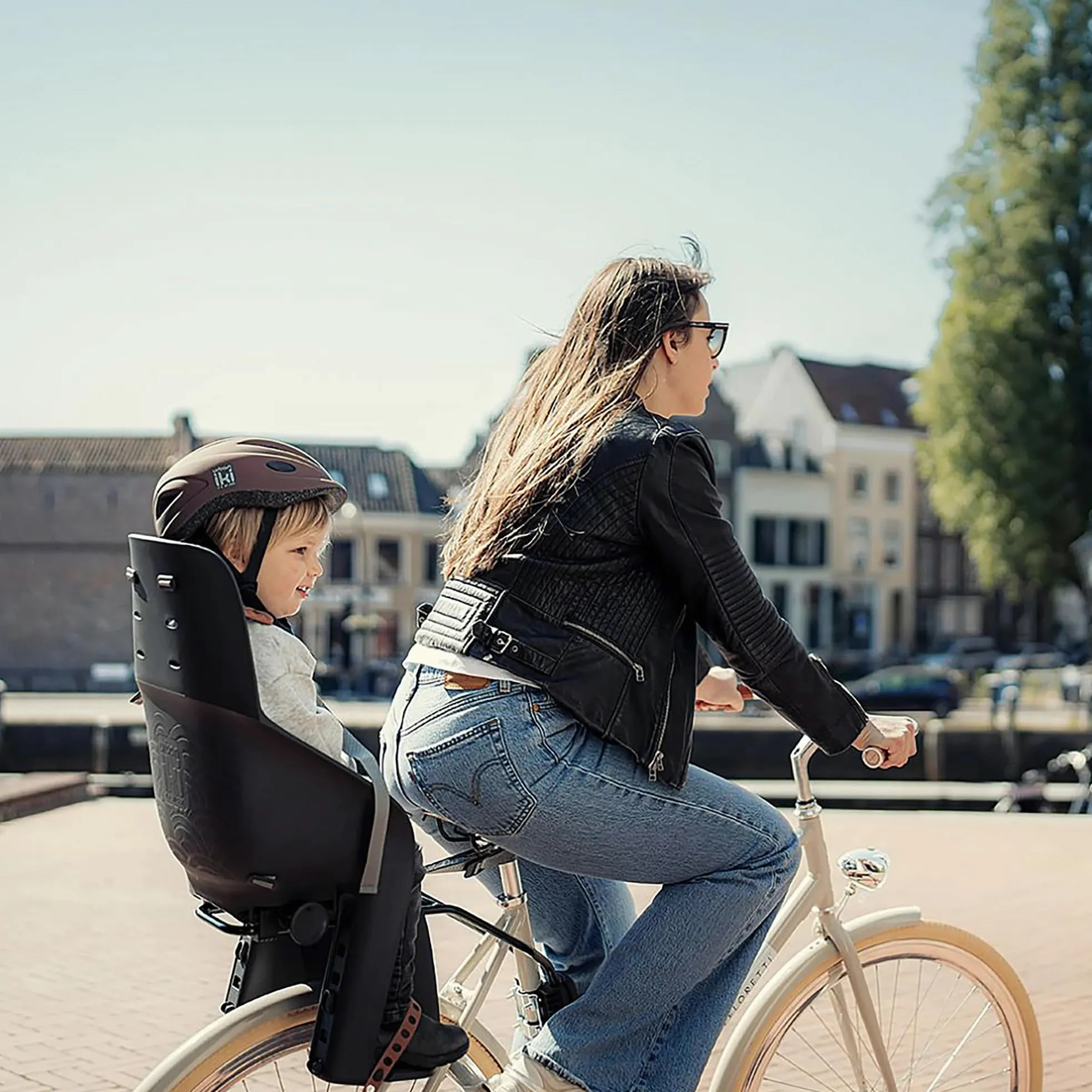Urban iki Siège de vélo U-me - Montage arrière sur cadre