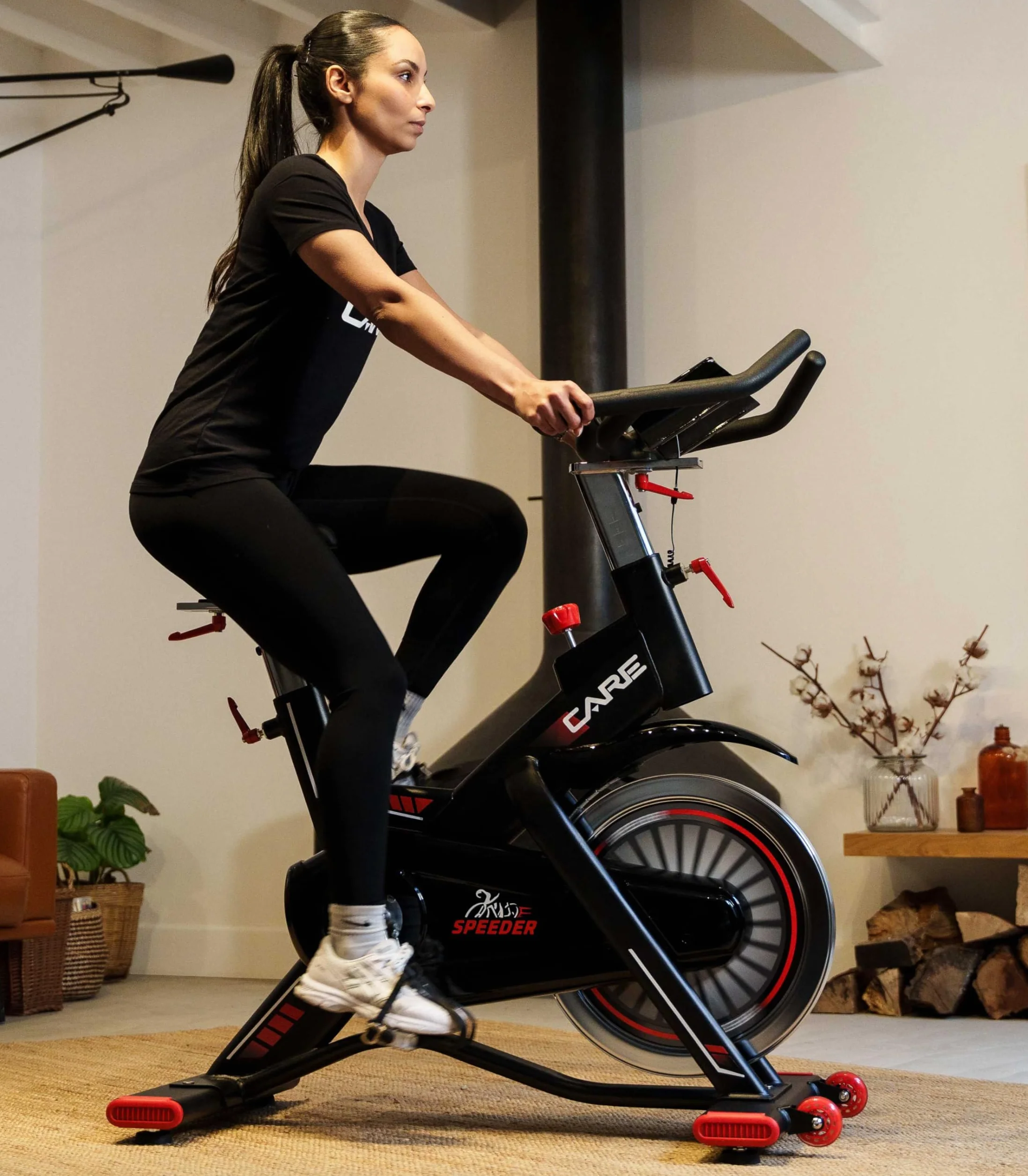 Vélo de Biking Magnétique Speeder Masse d'Inertie 24 KG Réglage Résistance Cale-Pieds Sécurité