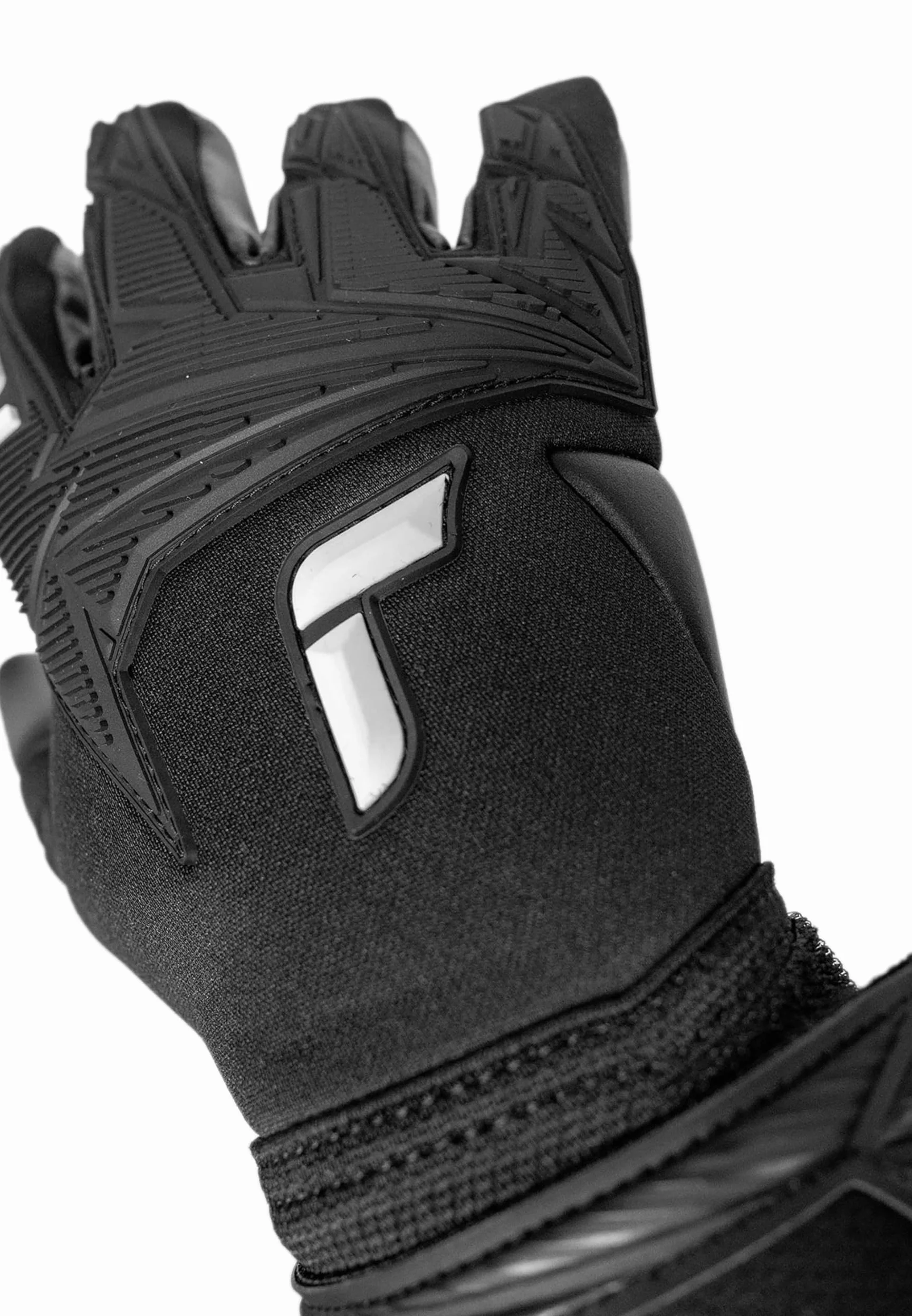 Reusch Gants de Gardien de But pour Hommes Adultes | pour l'entraînement et Les matchs | Gazon Artificiel, Gazon Naturel et Terrain Dur | Attrakt Freegel Infinity