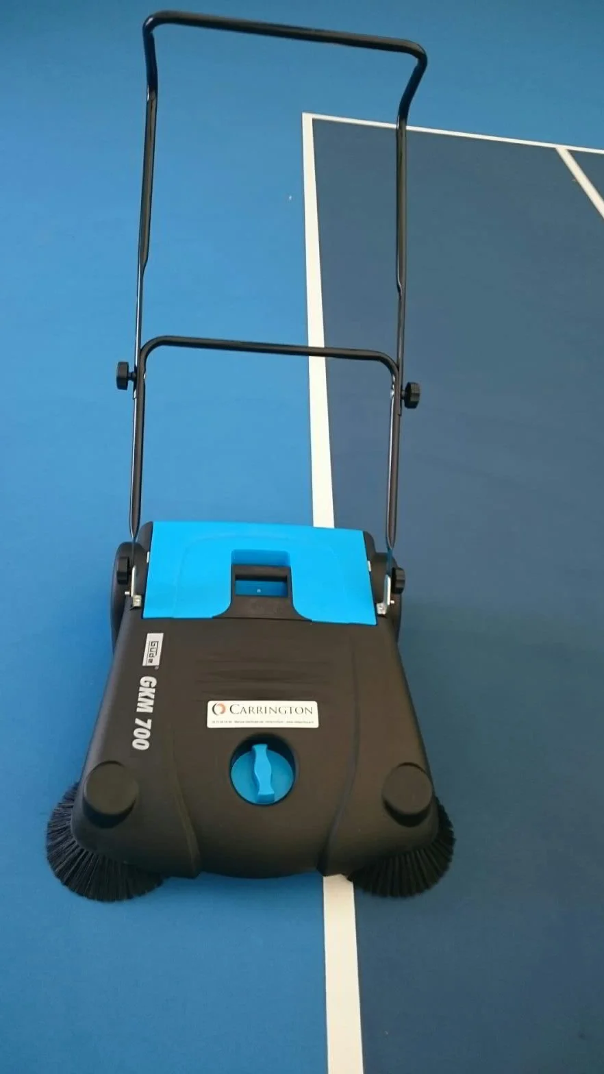 Carrington Balayeuse 700mm pour Courts de Tennis
