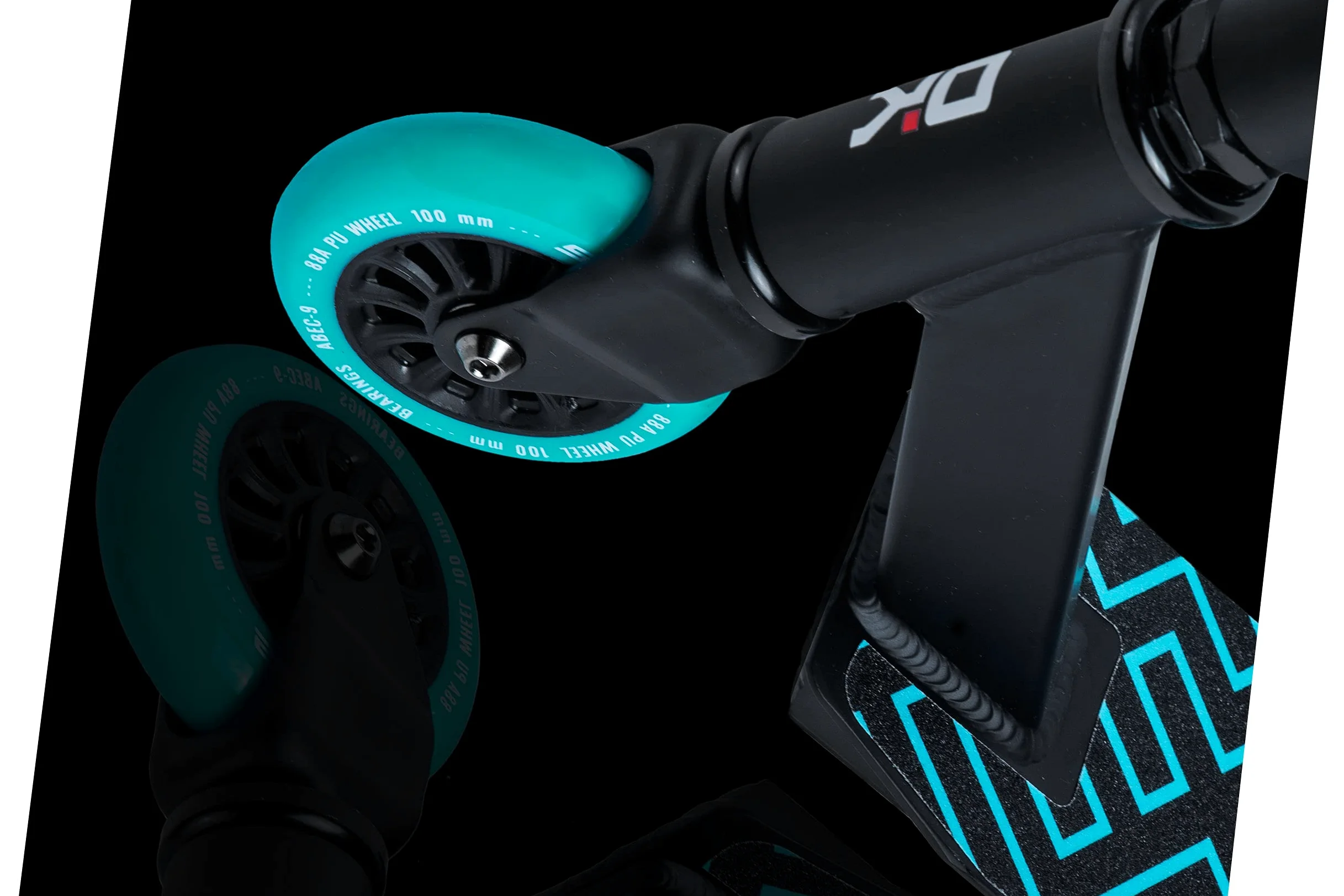 SOKE Evo Stunt Scooter für Extreme Skateparkfahrten – ABEC-9 Carbonlager aus verchromtem Stahl – PU-Räder 88A – Y-Bar-Lenker mit TPR-Griffen – Aluminium-Deck
