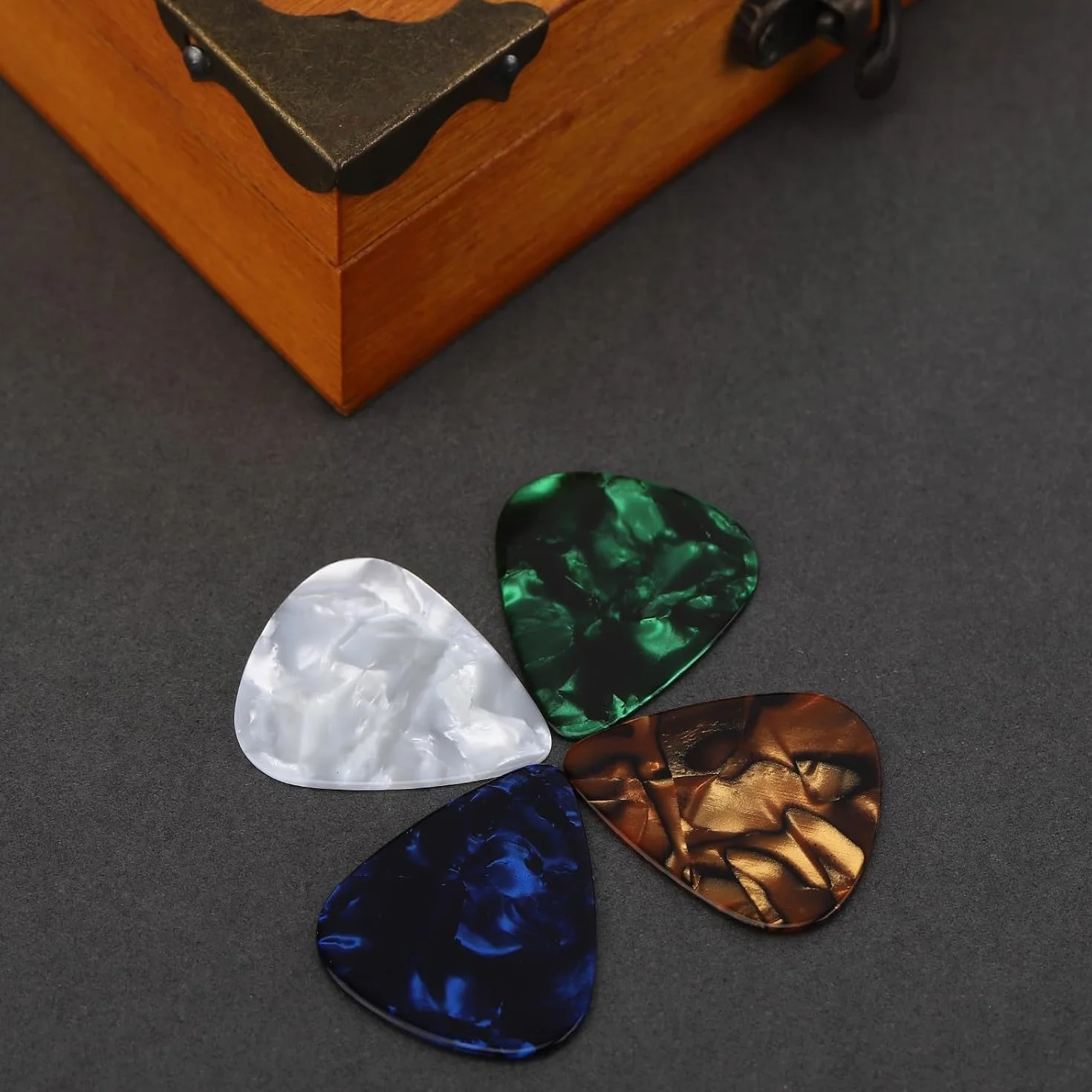 Médiator Guitare Acoustique Lot de 24, Celluloïd, pour Guitare Ukulélé Électrique Basse