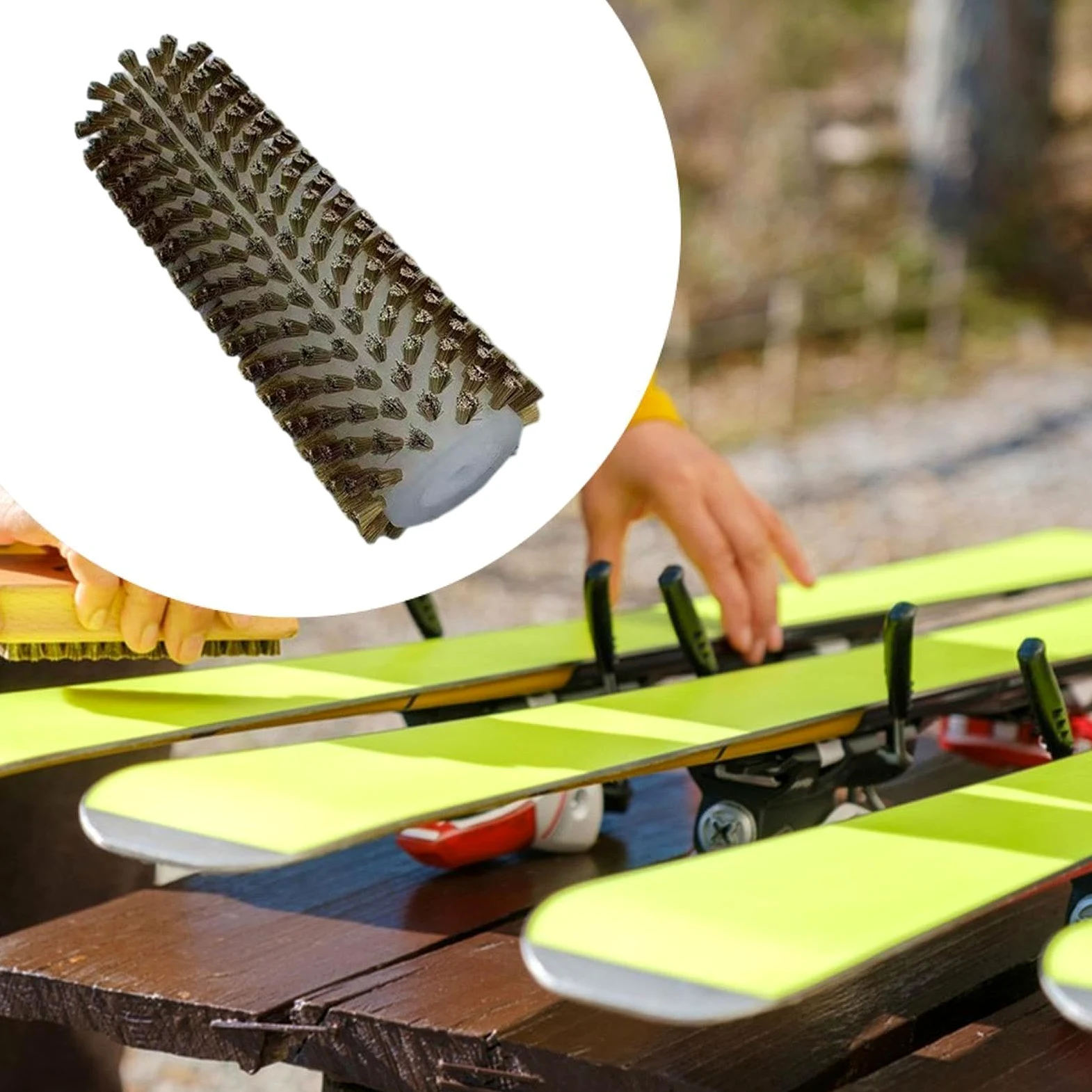 Rouleau de fartage | ski souhaitant entretenir efficacement leur équipement. Brosse rotative. Planche à farter électrique. Fil de nylon et de