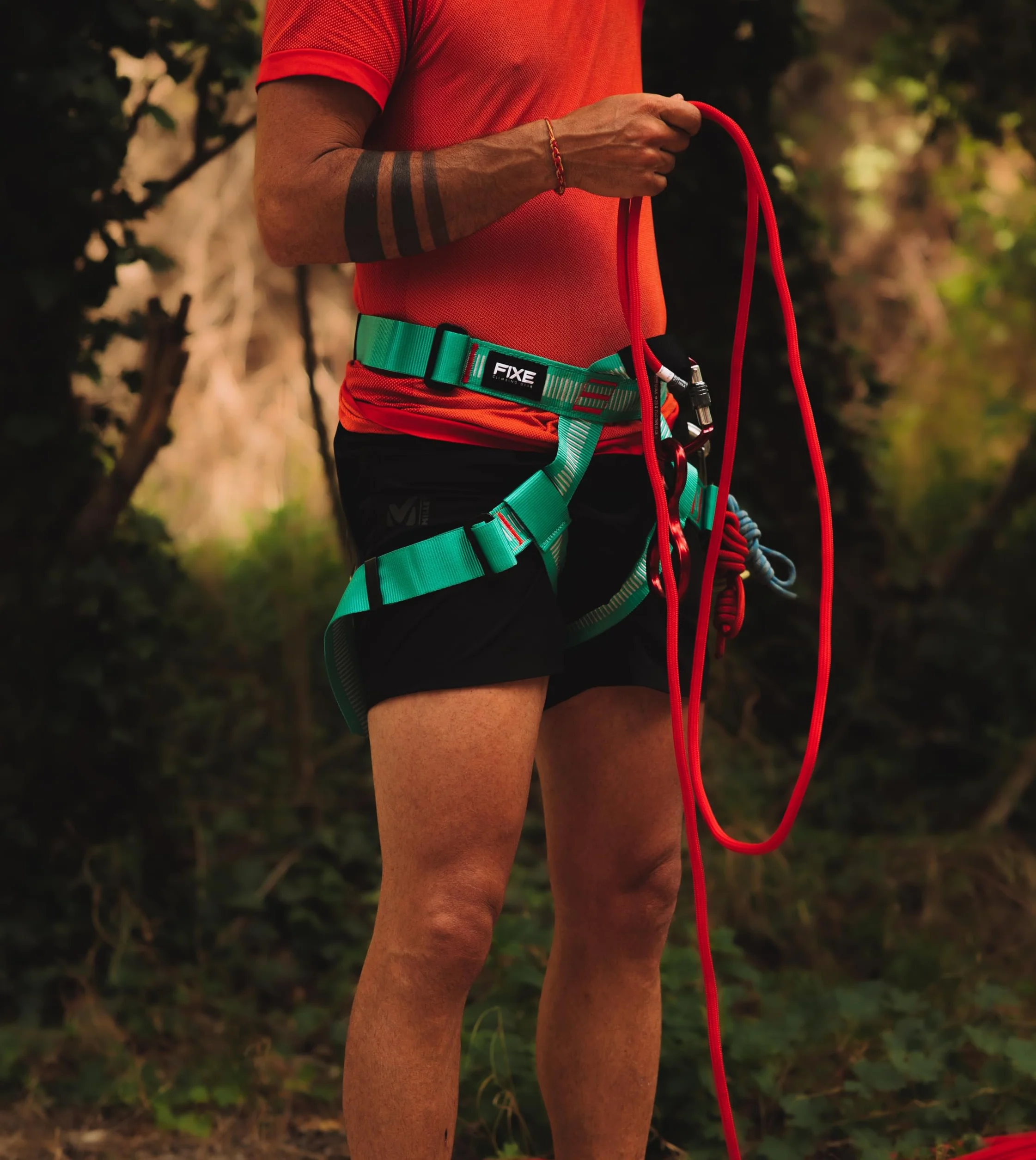 Harnais pour canyoning EN12277 taille réglable 120 cm boucles verrouillage coutures sécurité zones renforcées sac respirant