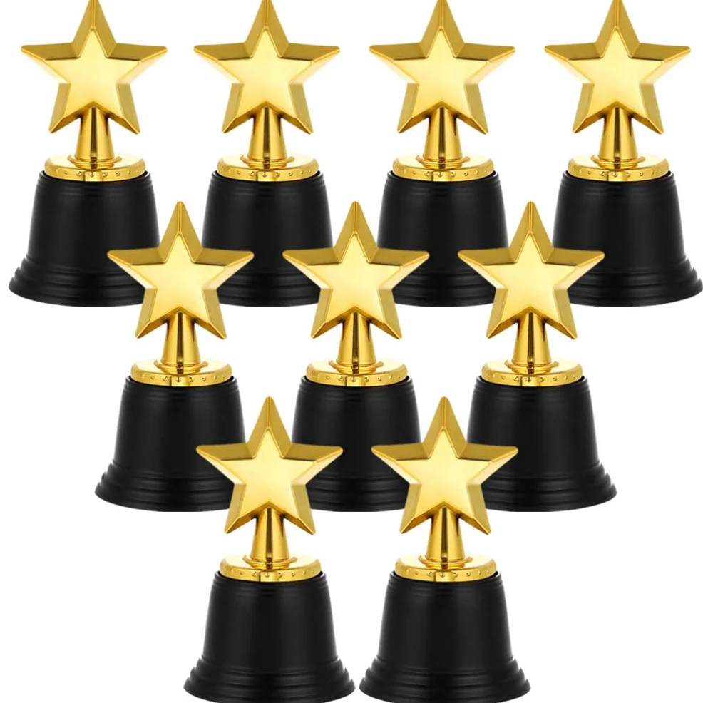 Didiseaon Trophée étoile: 9 Pièces Mini Trophée avec Base Plastique Foot pour Récompenses Sportives Jeux Winner Trophy pour Enfants Décorations de Classe et Concours
