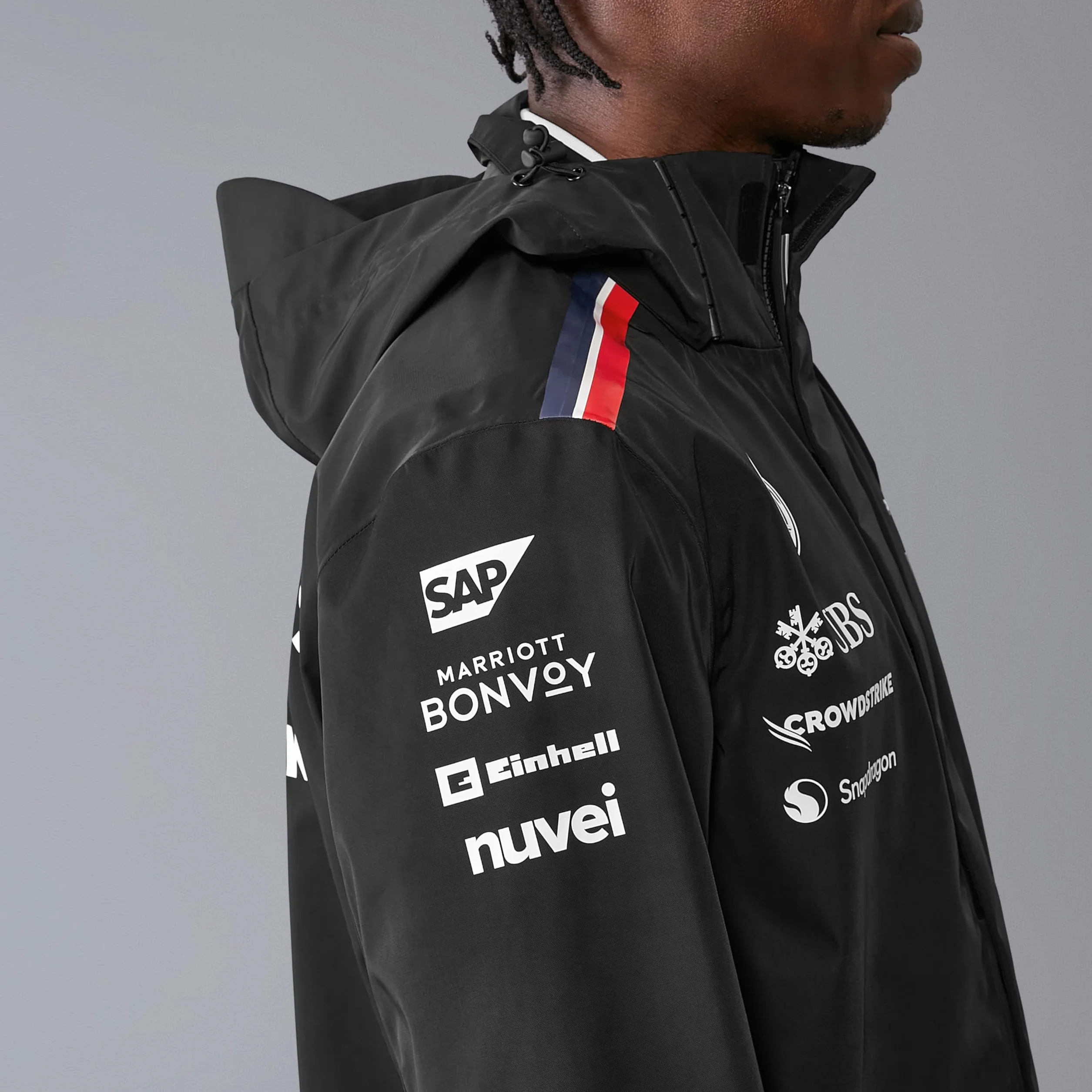 Mercedes AMG Petronas Veste de pluie F1 2024 Team Noir Taille M