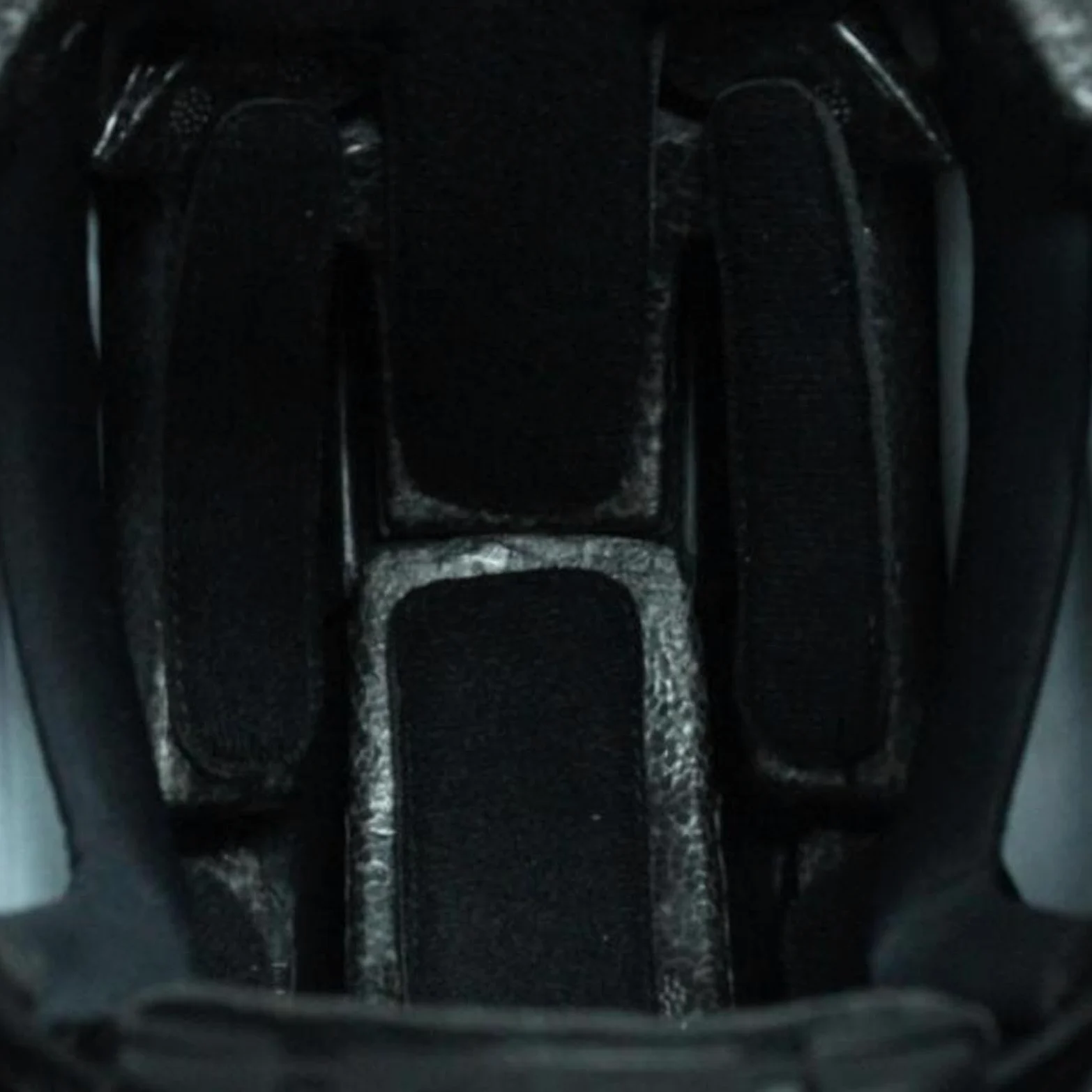 LOVIVER Casque de Hockey sur Glace Casque de Patinage sur Glace Casque de Hockey sur Glace Équipement de Hockey réglable Noir Casque de Patinage à roulettes