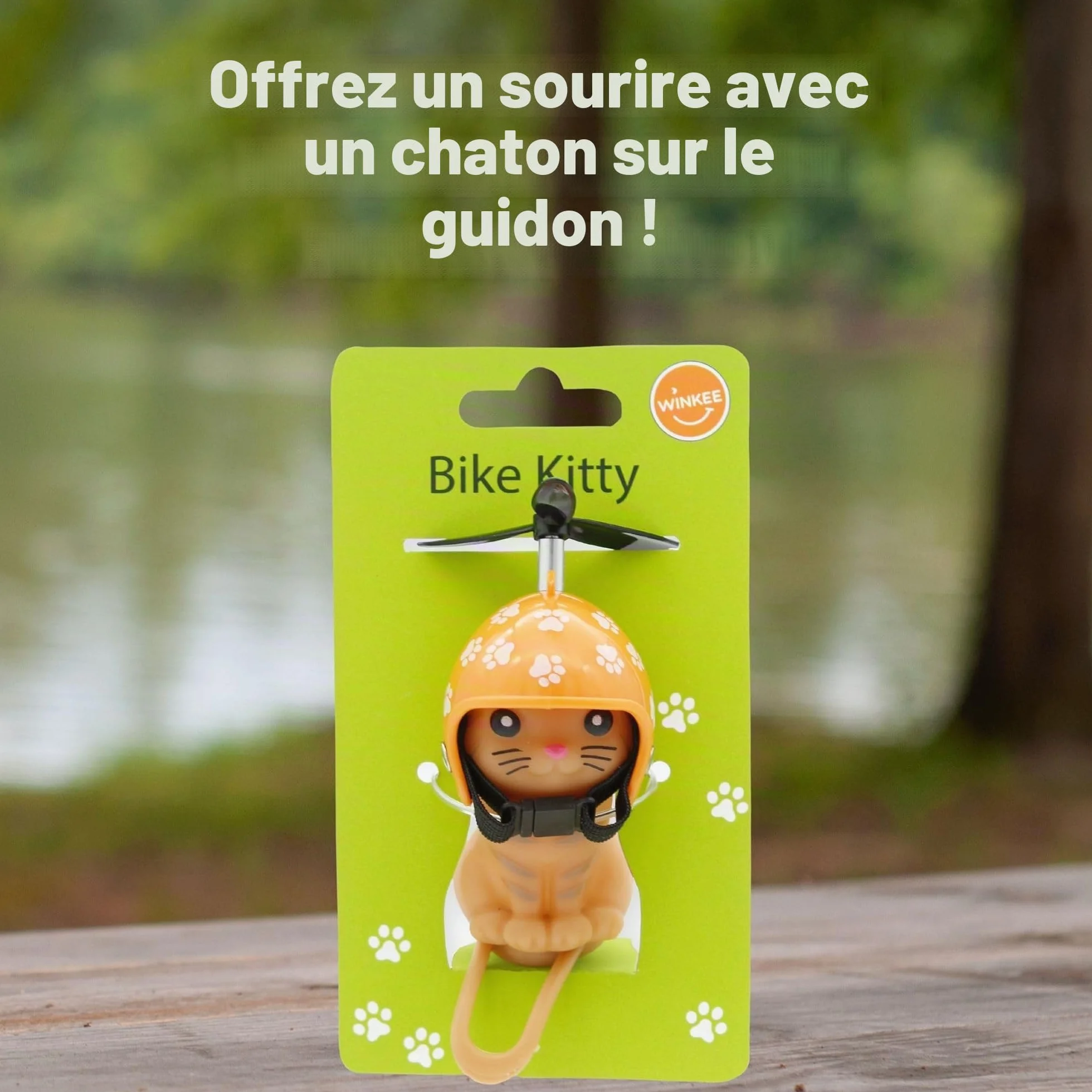 Winkee Chaton pour vélo avec Casque Adorable Bike Kitty hélice Mascotte de vélo en Caoutchouc Décoration vélo Chat