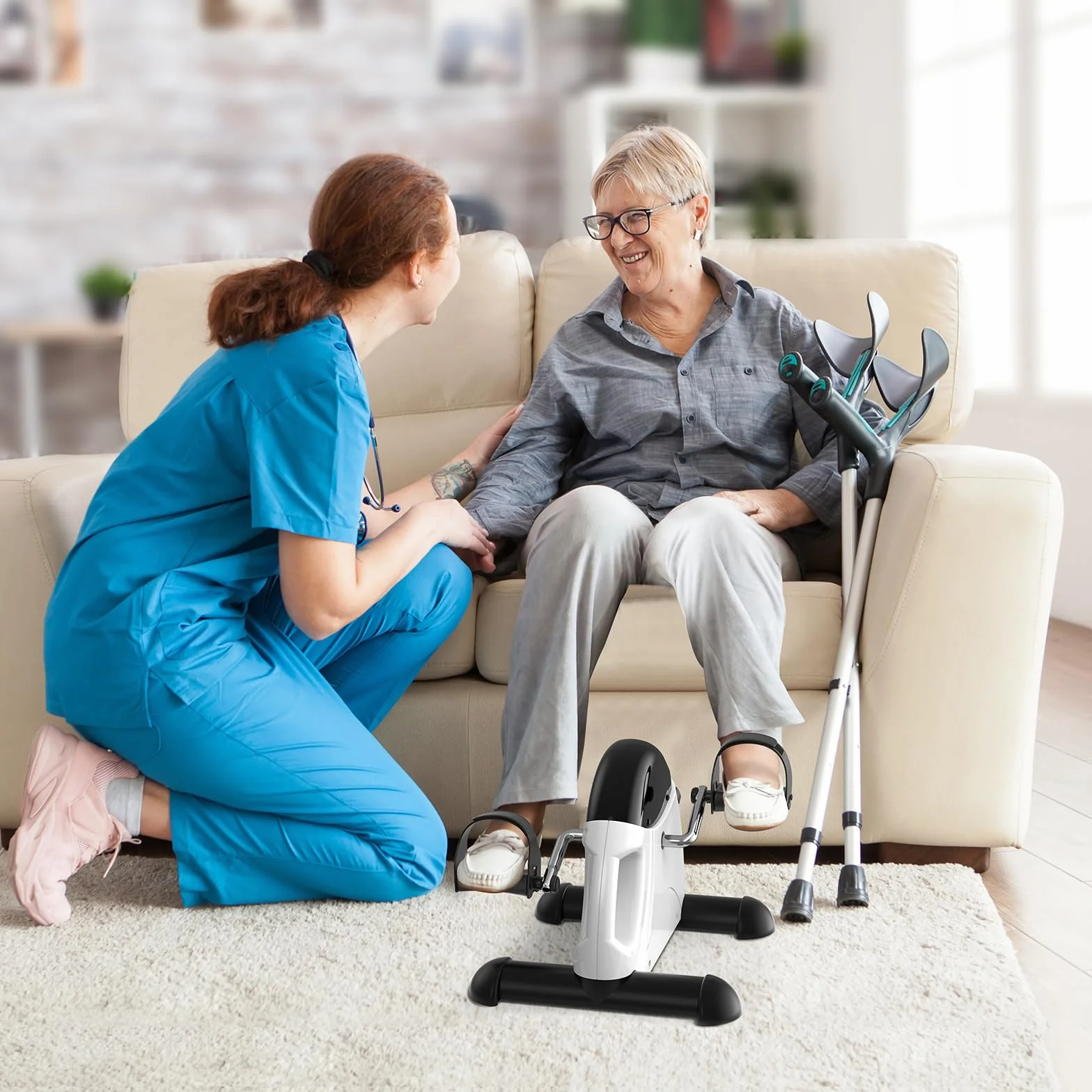Sportneer mini hometrainer pour personnes âgées avec écran LCD, vélo de table ergomètre pour seniors