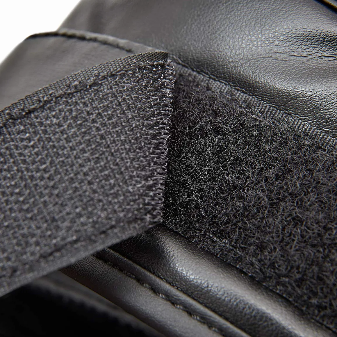 Reebok Pattes d'ours Accessoire d'entraînement de Boxe Noir