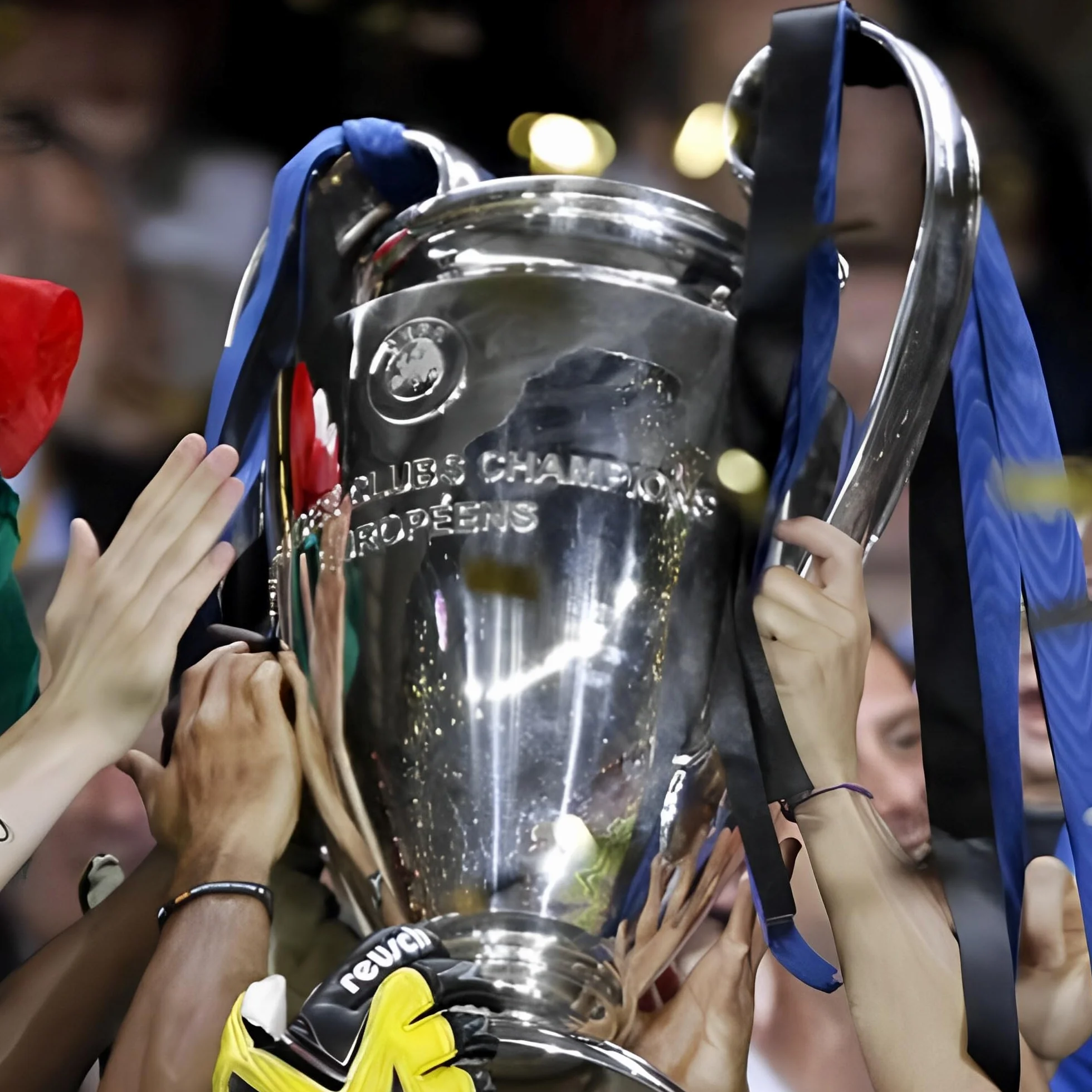 Trophée des Champions d'europe De Football Trophées De Football Objets De Collection De Fans Décorations De Bureau À Domicile De Bar,16cm/6.3in