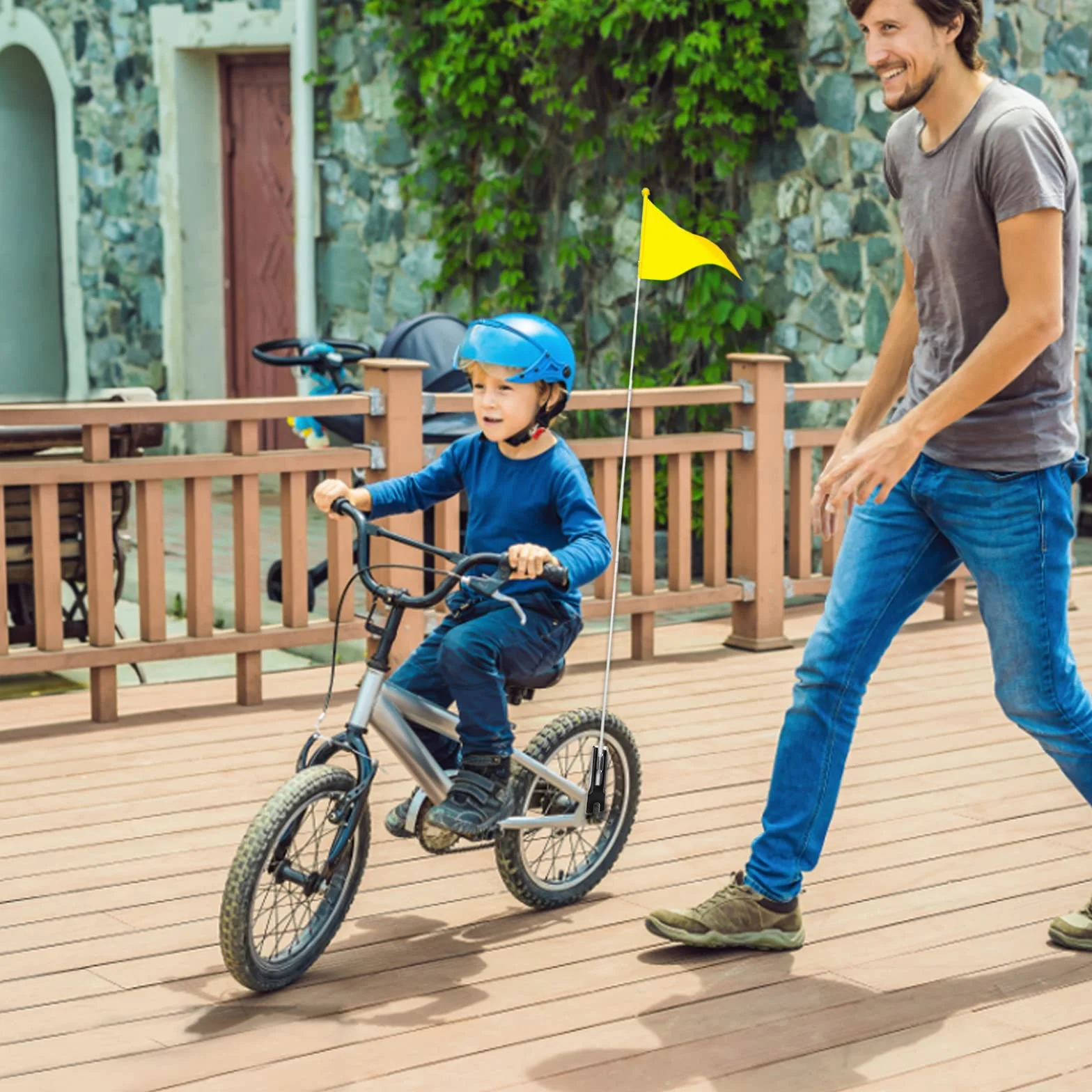 Drapeau Triangulaire de Sécurité Haute Visibilité pour Vélo Enfant avec Autocollants Réfléchissants, Jaune