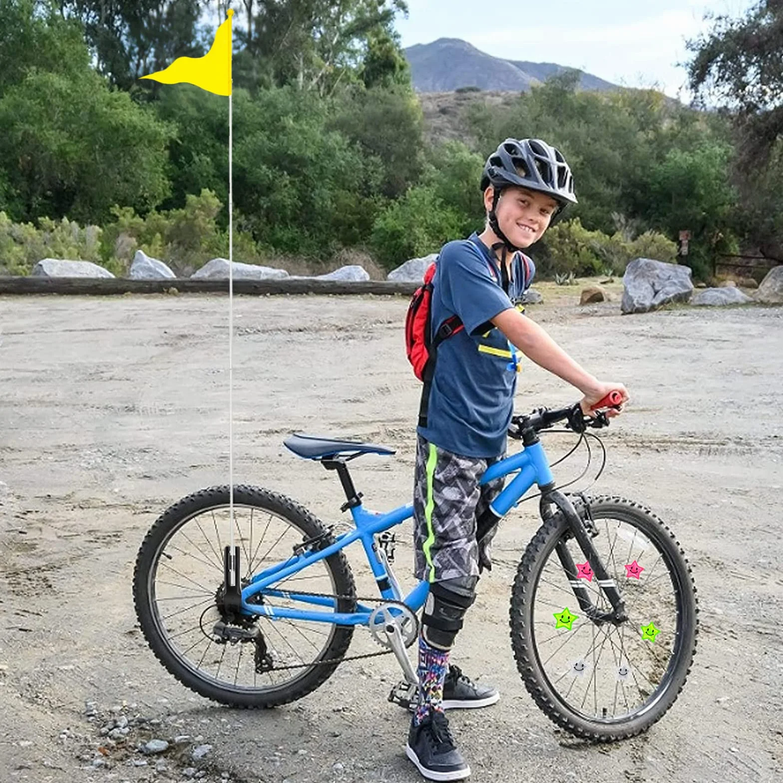 Drapeau Triangulaire de Sécurité Haute Visibilité pour Vélo Enfant avec Autocollants Réfléchissants, Jaune