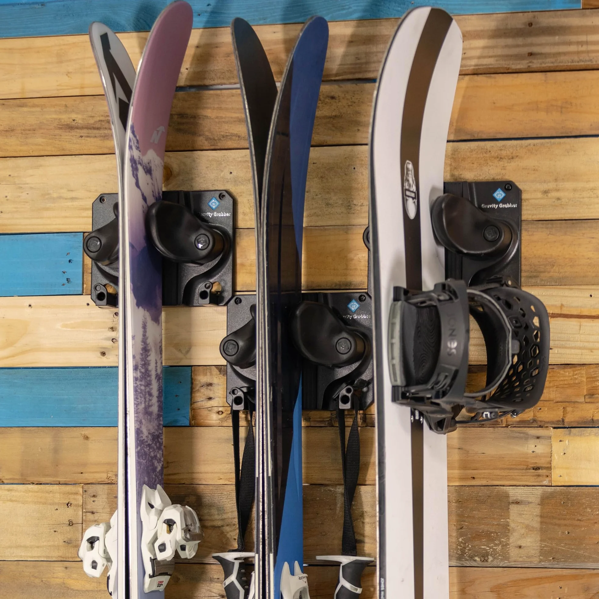 Gravity Grabber Support Mural pour Ski et Snowboard - Pour Tout Type de Ski ou Snowboard - Protège Rocker et Extrémités - Sans Risques - 3x - Noir